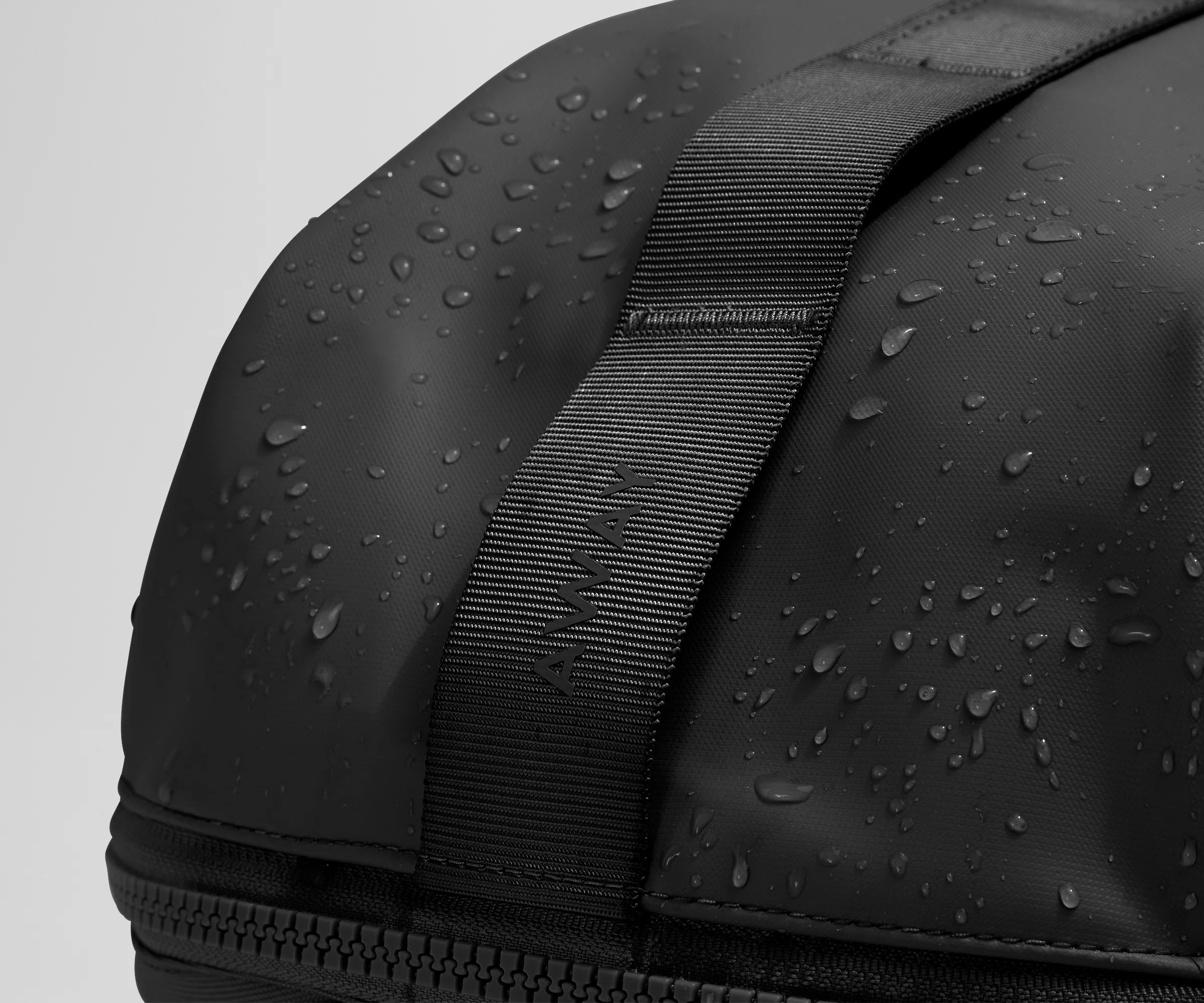 Active Daypack 20L in Jet Black - Image 7