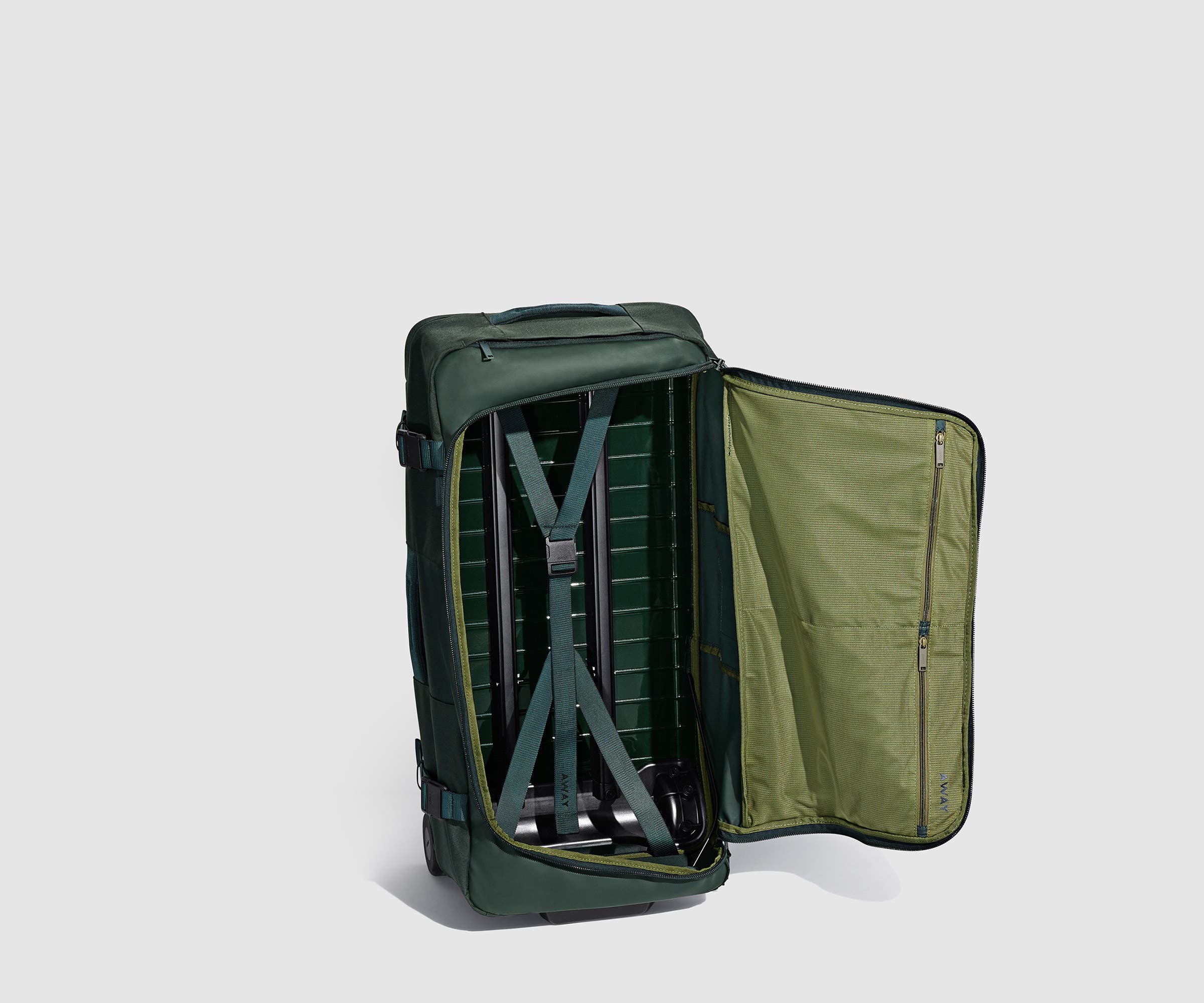 Active Rolling Duffle 85L in Forest Green - Image 5