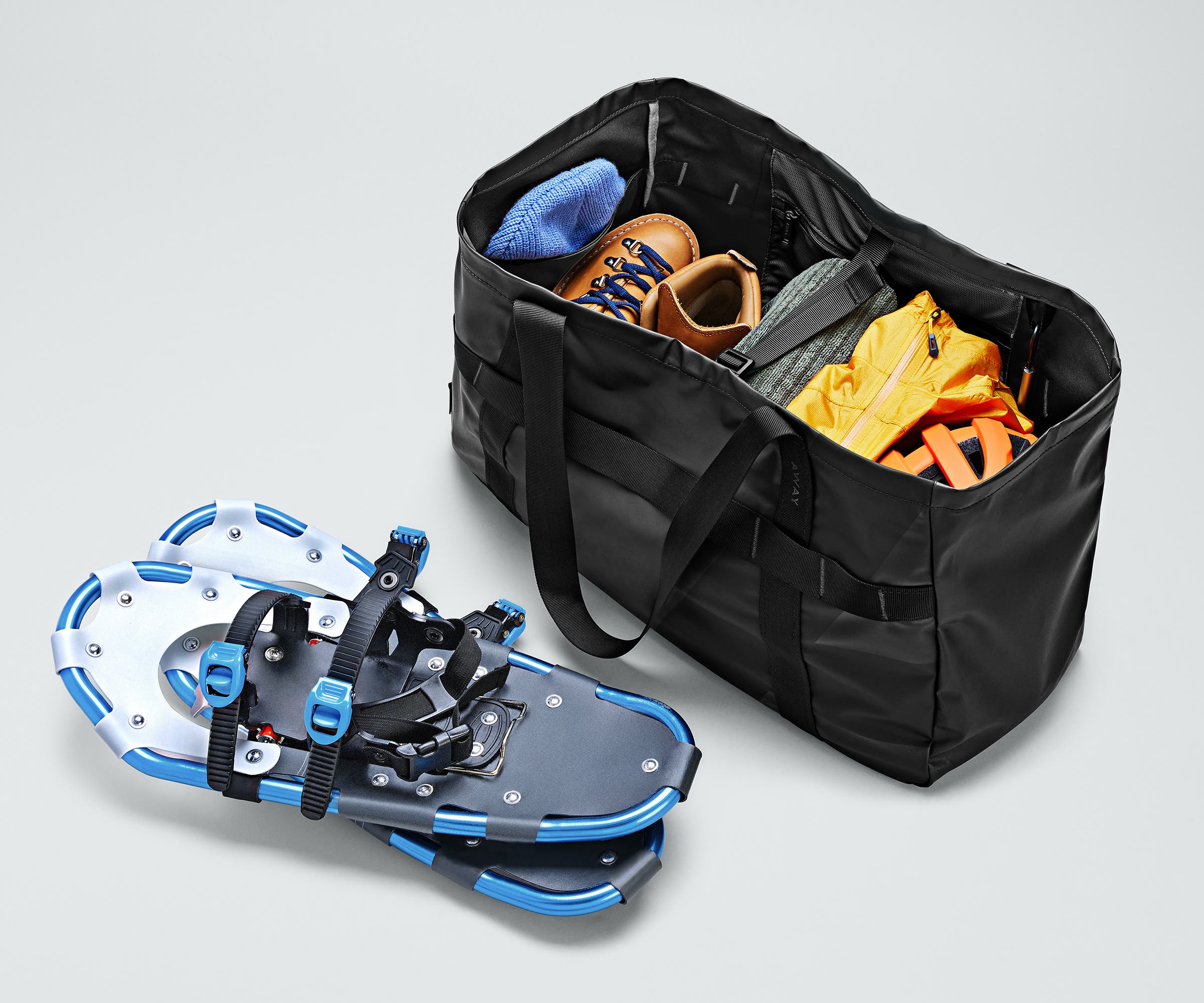 Active Tote 45L in Jet Black - Image 3