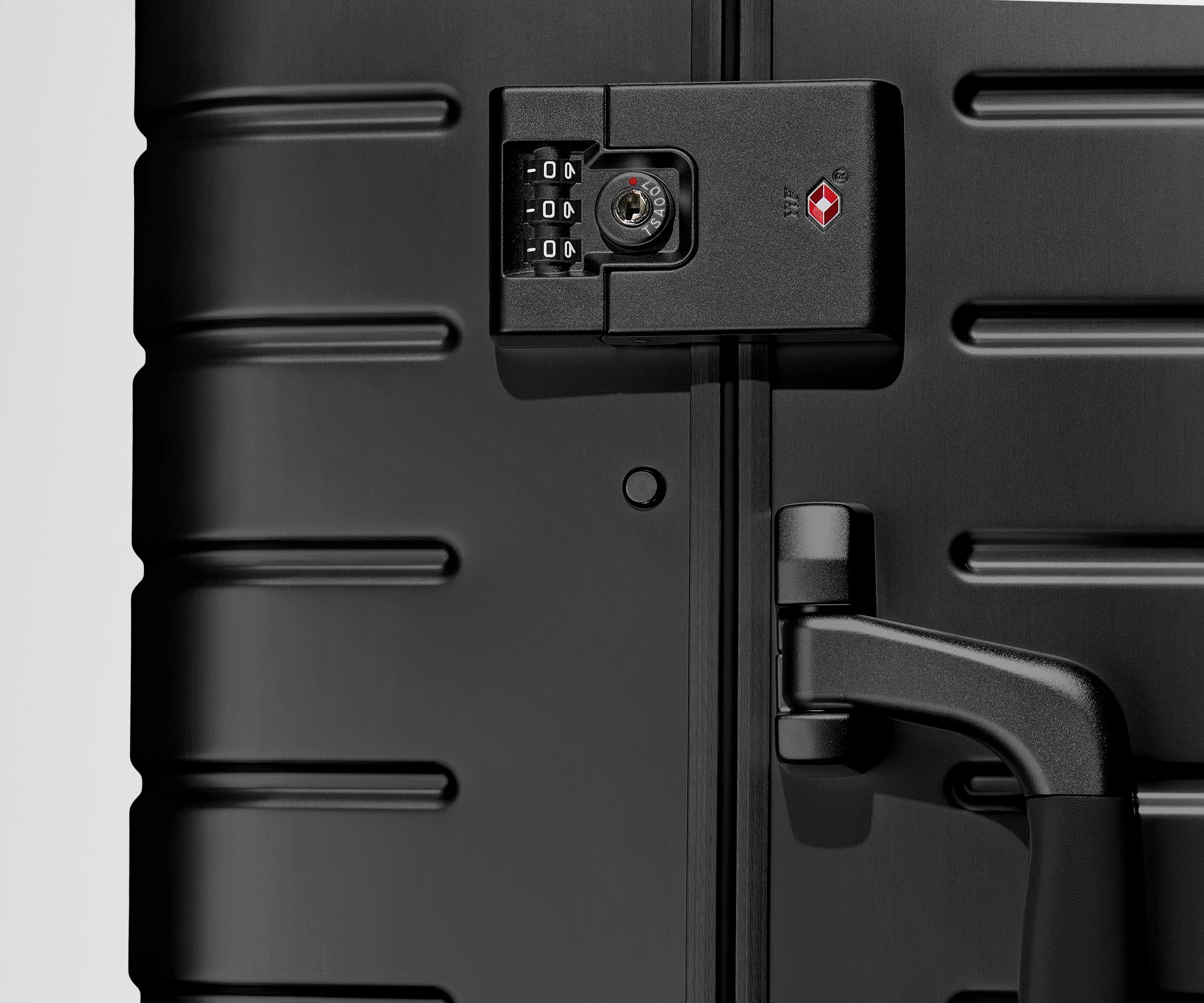 The Medium: Aluminum Edition in Onyx Black - Image 4