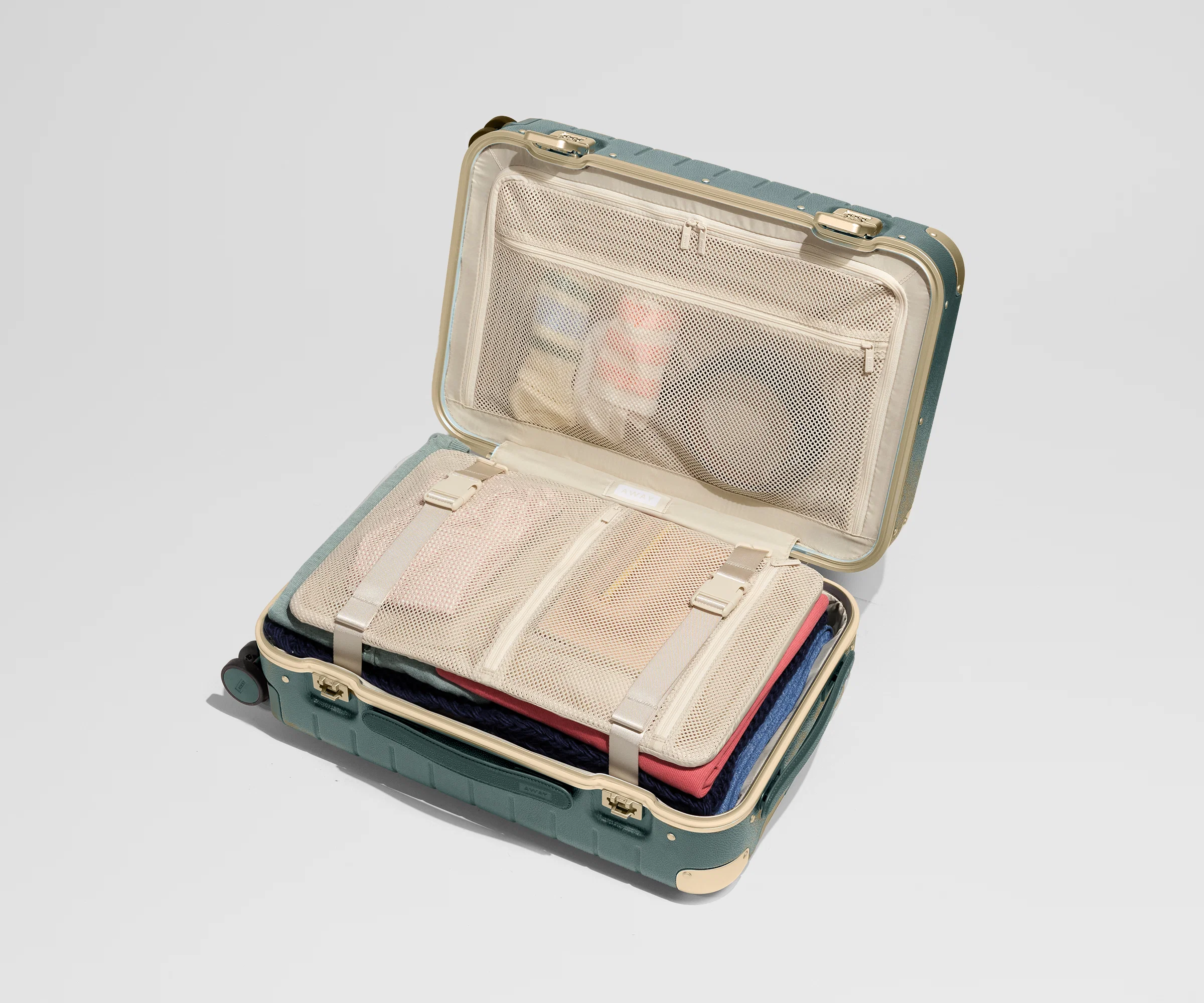 The Aluminum Edge Carry-On in Ivy Green - Image 6