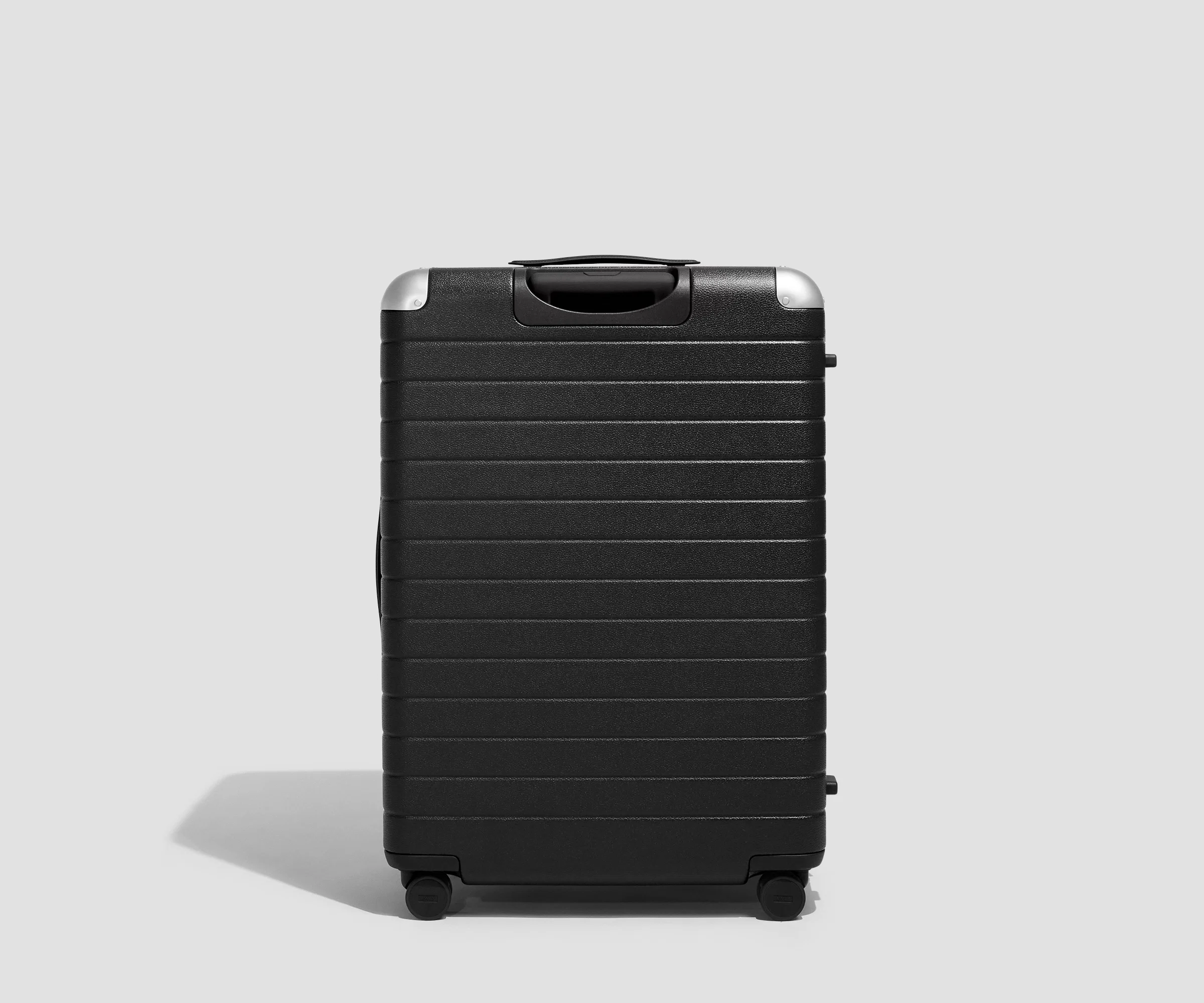 The Aluminum Edge Large in Jet Black - Image 6