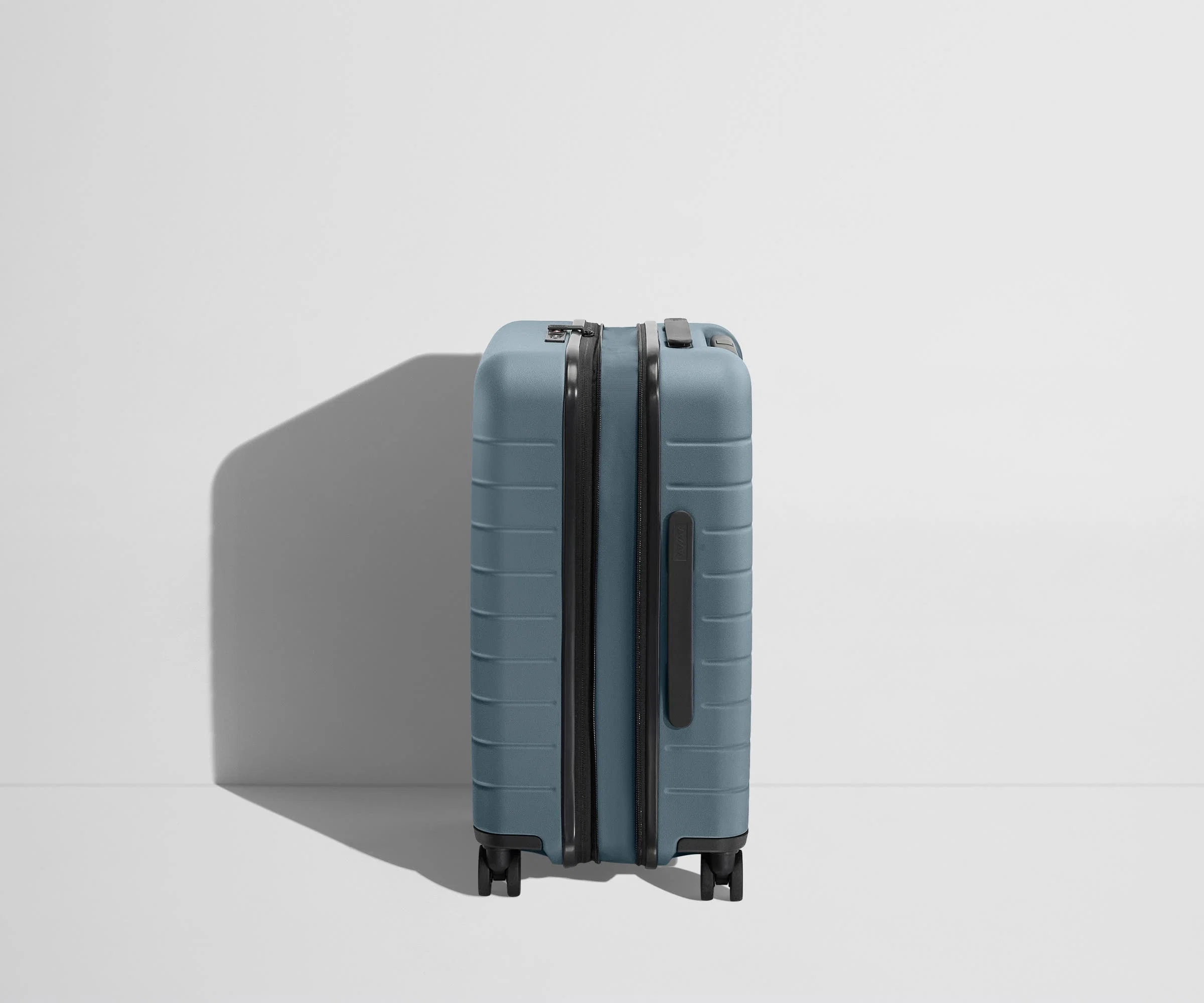 The Carry-On Flex in Coast Blue - Image 3