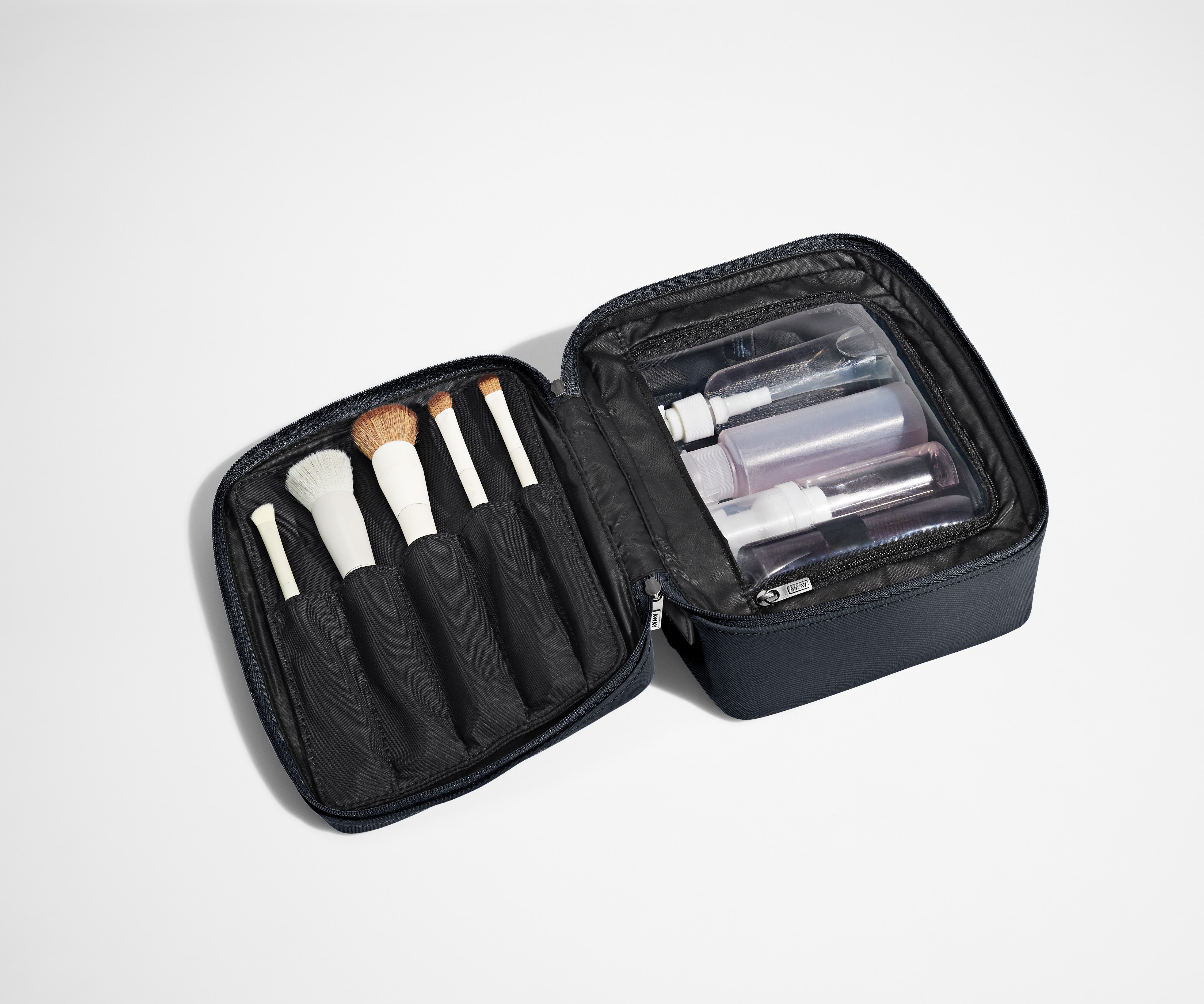 The Cosmetics Bag in Navy Blue - Image 3