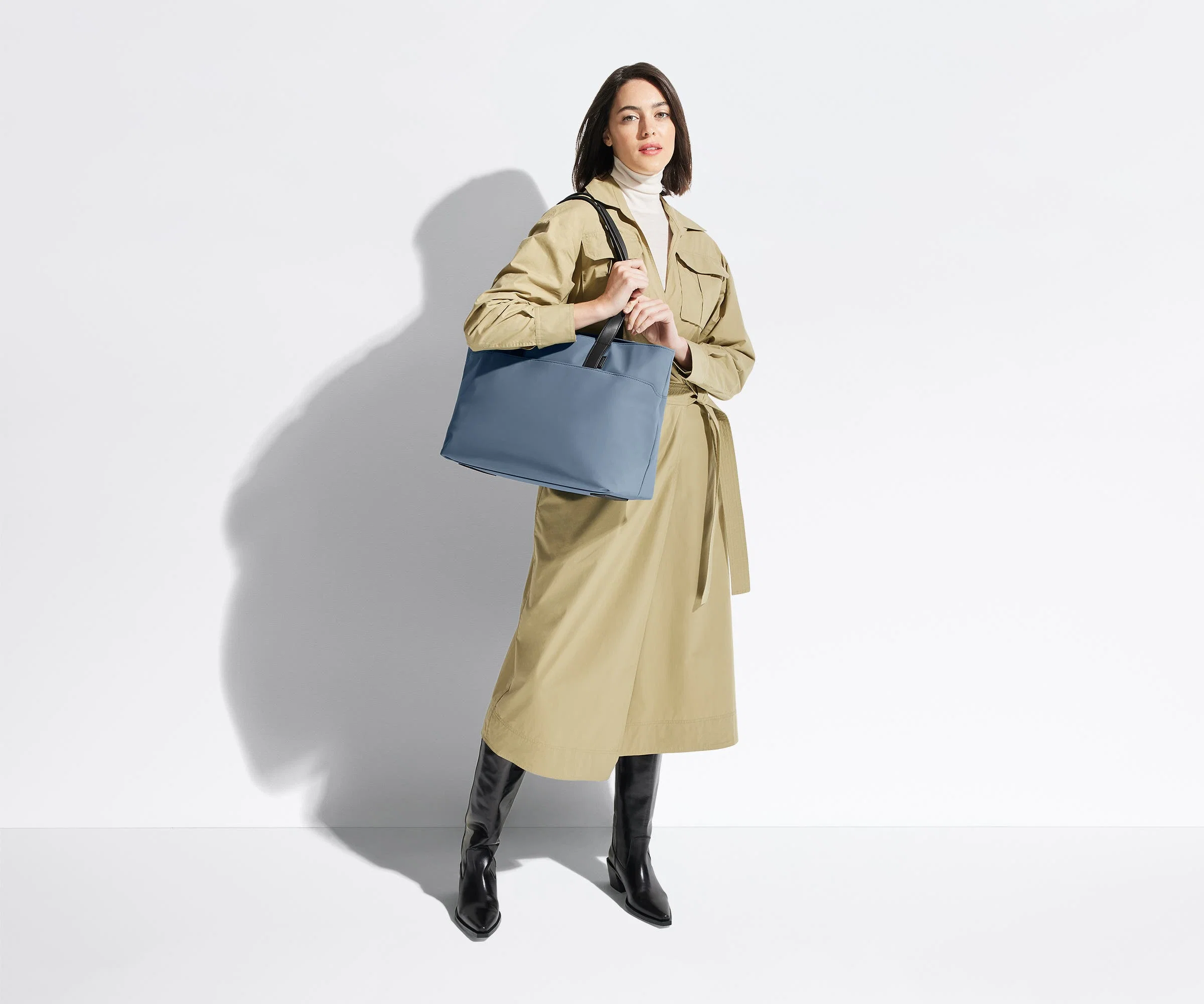 The Everywhere Tote in Clay Pink - Image 5