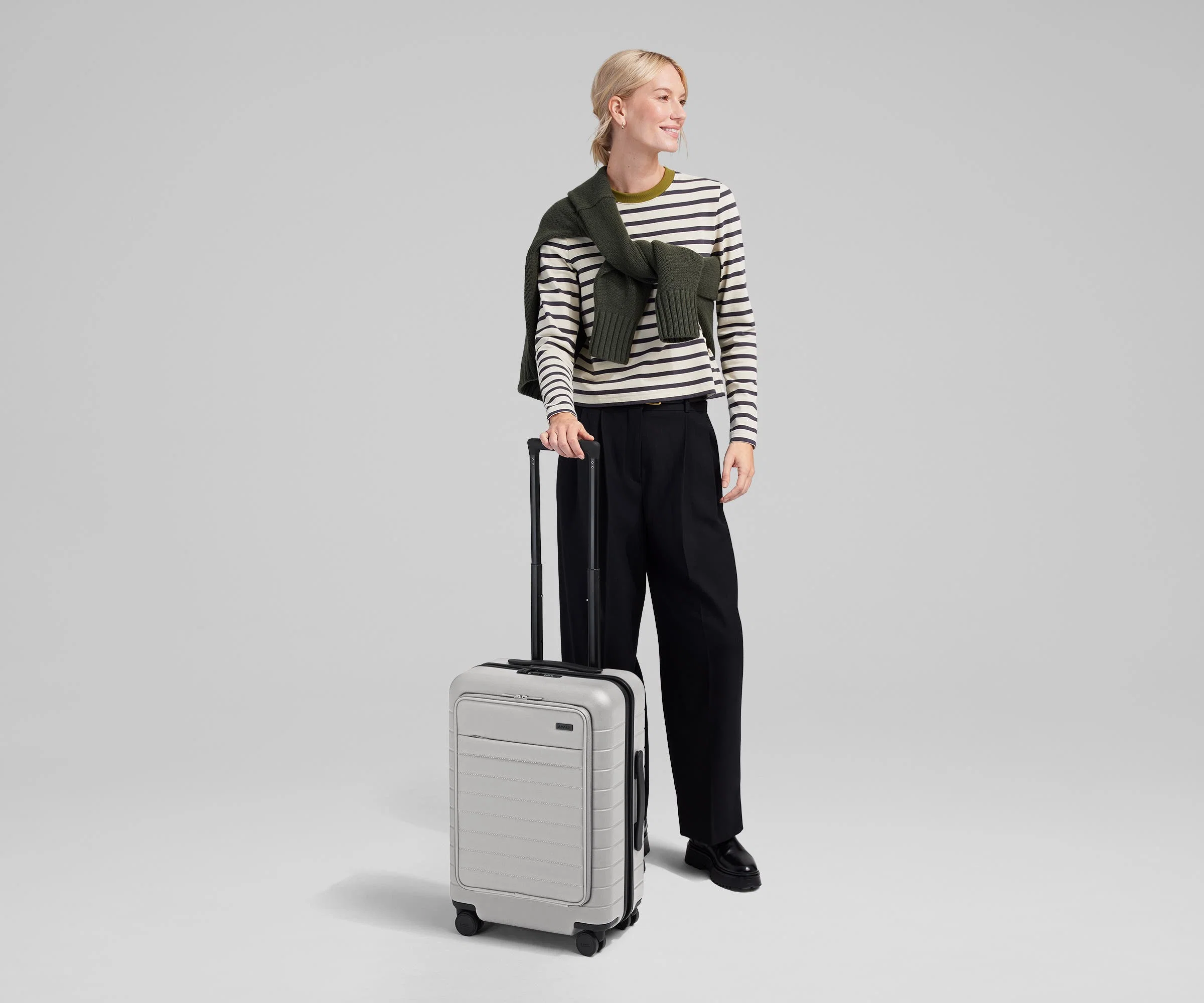 The Executive Bigger Carry-On in Cloud Gray - Image 4
