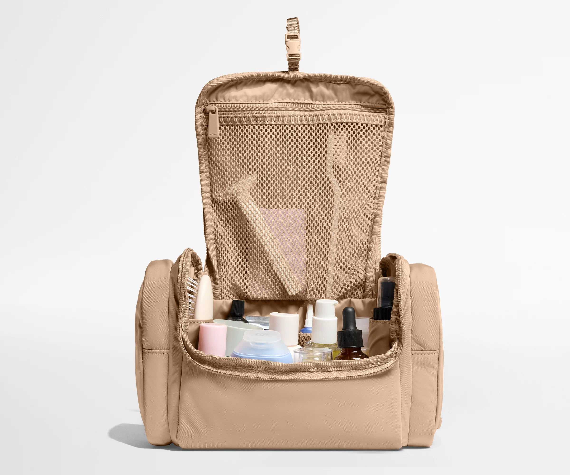 Featherlight Hanging Travel Vanity in Camel Brown - Image 3
