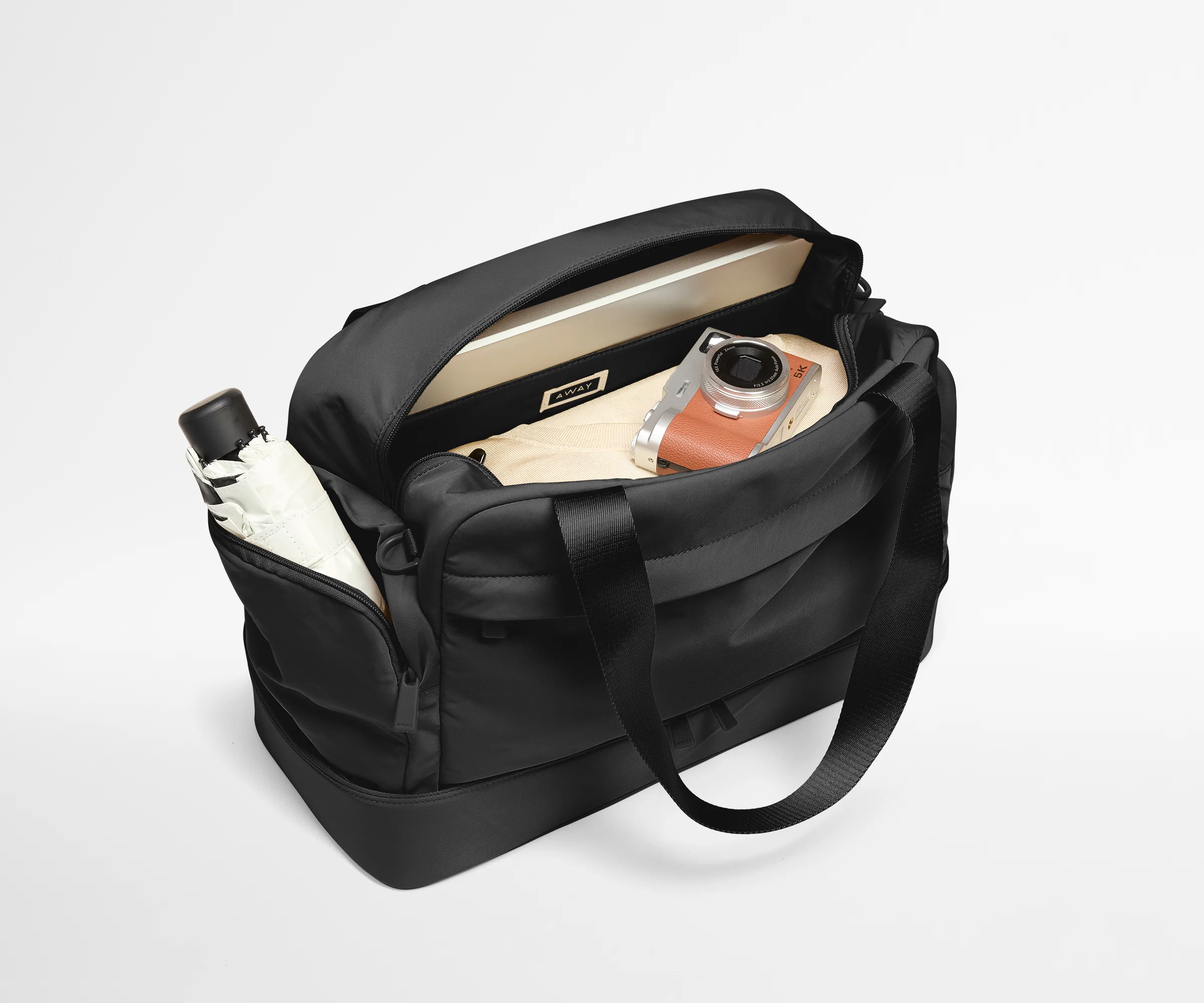Featherlight Overnight Bag in Jet Black - Image 3