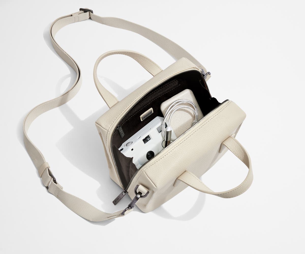 Mini Everywhere Bag in Cream White - Image 3