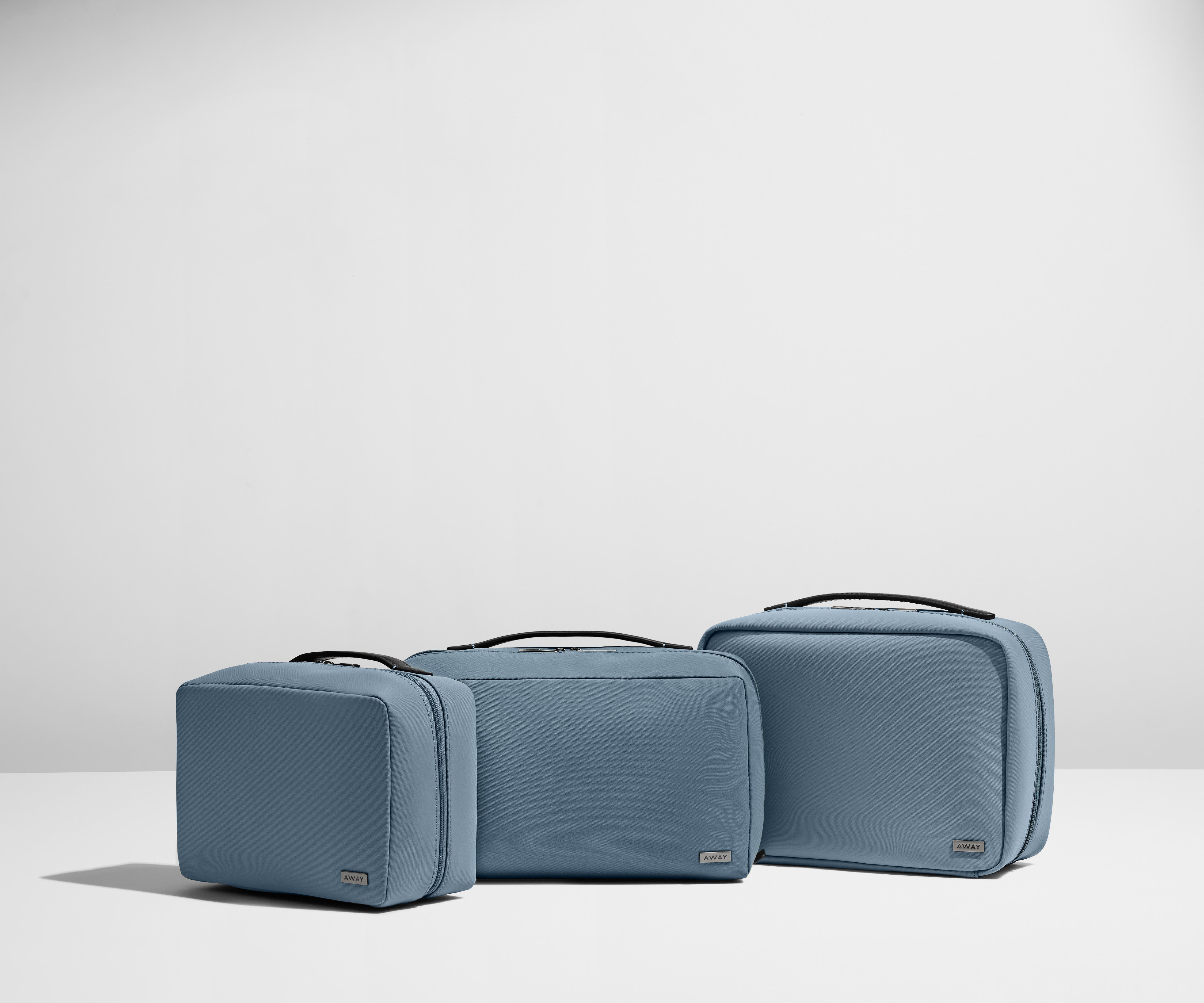 The Small Toiletry Bag in Clay Pink - Image 5