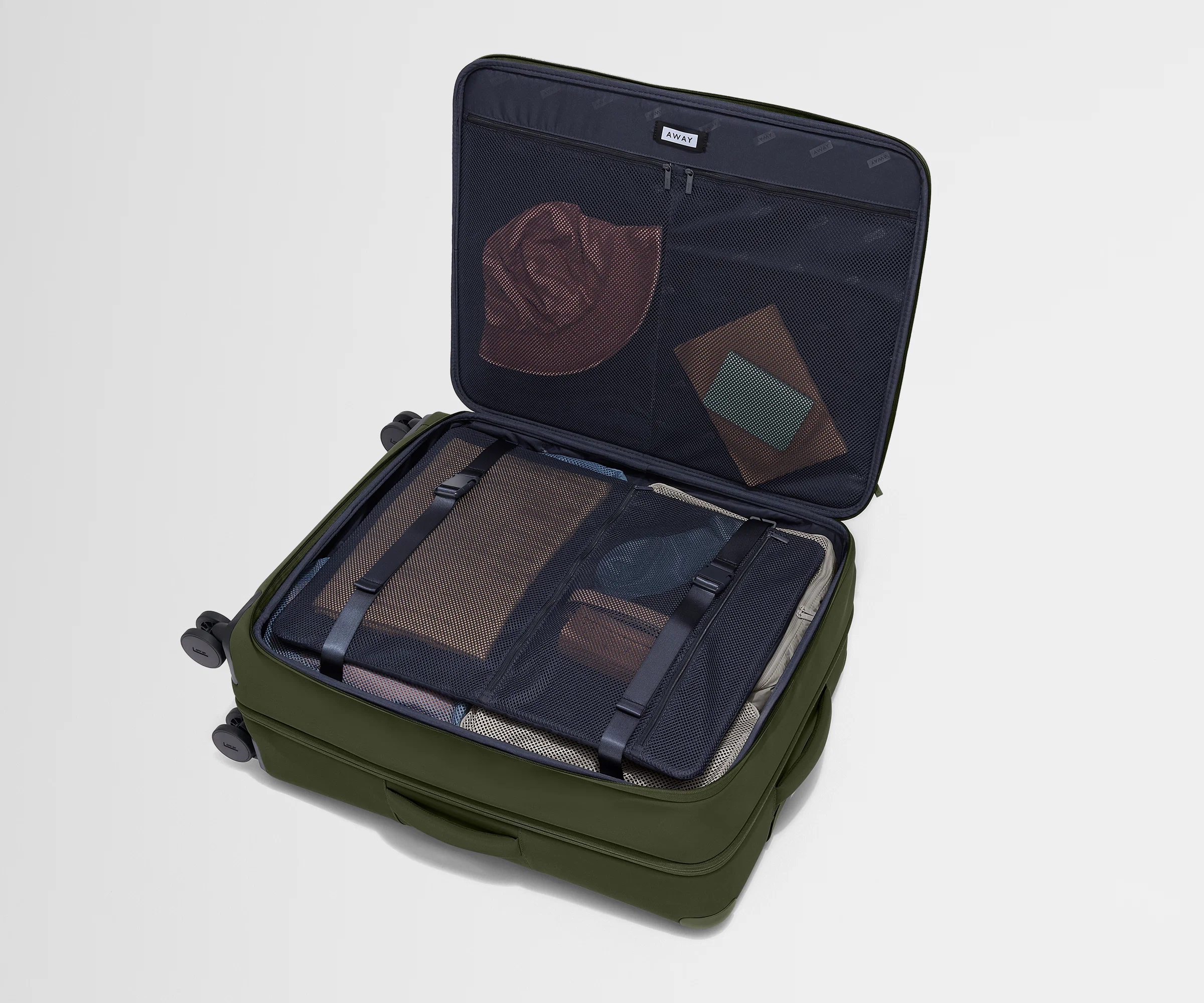 Softside Large in Olive Green - Image 4