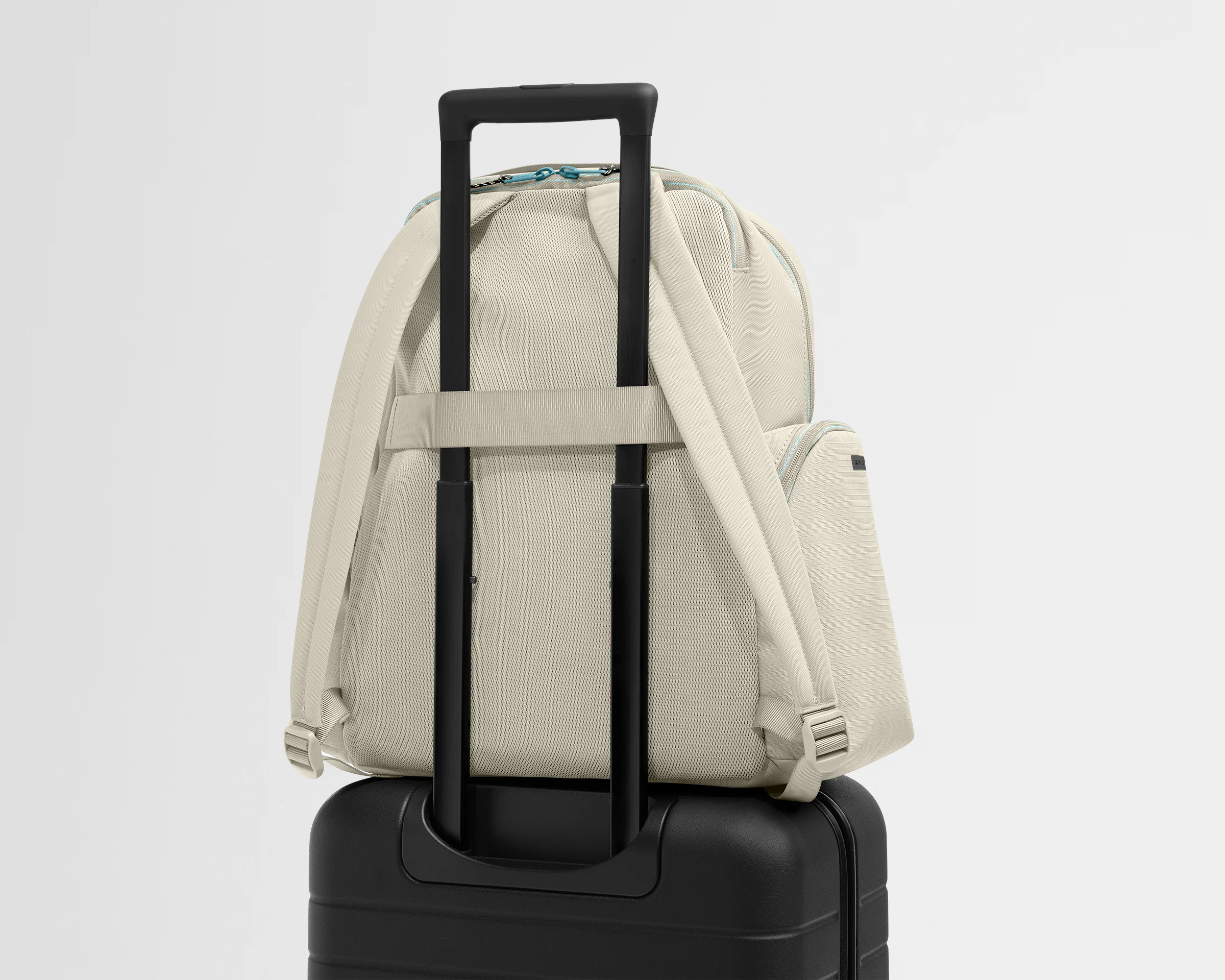 Sport Backpack in Salt White - Image 10