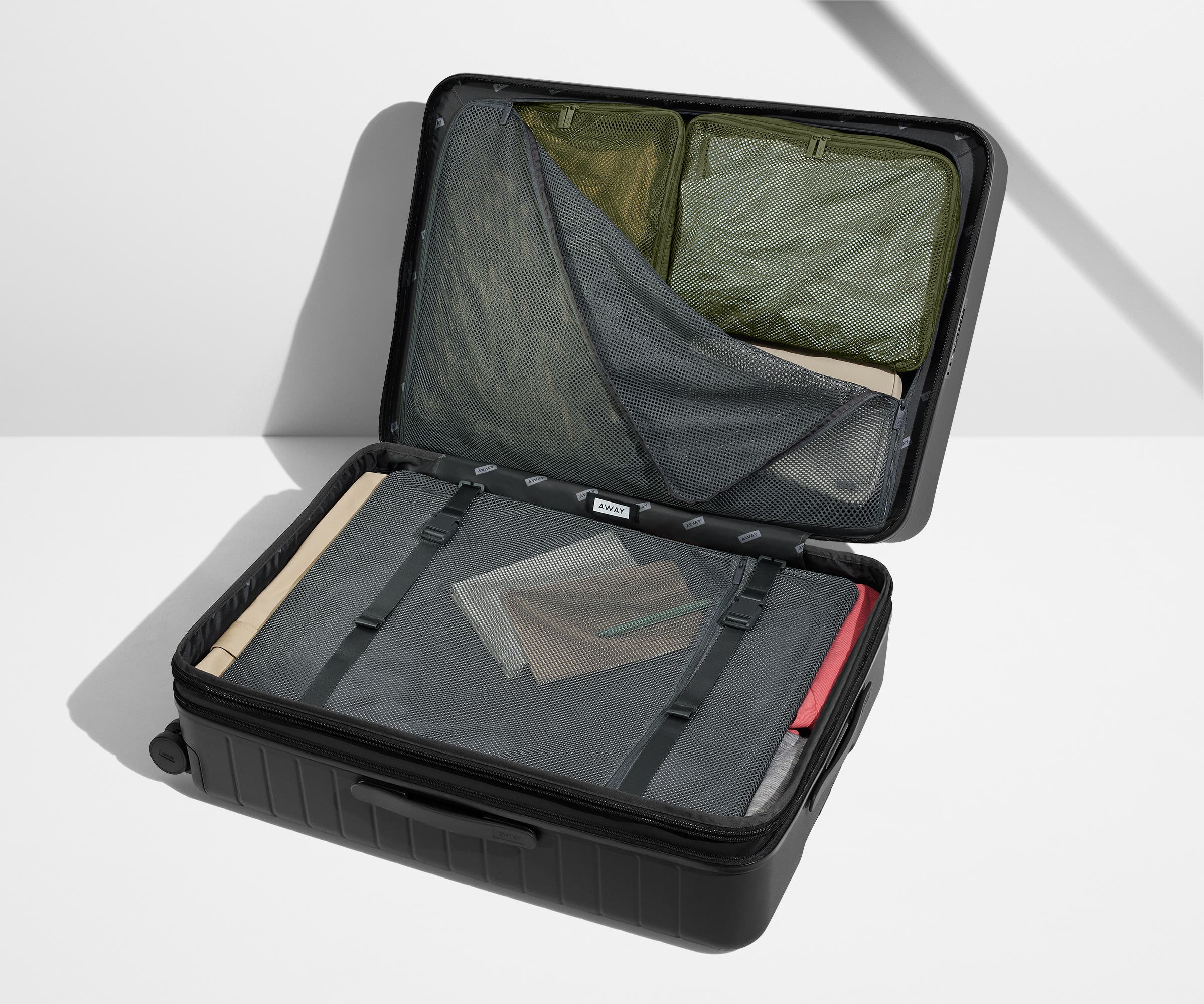 The Large Flex in Jet Black (DTM) - Image 19