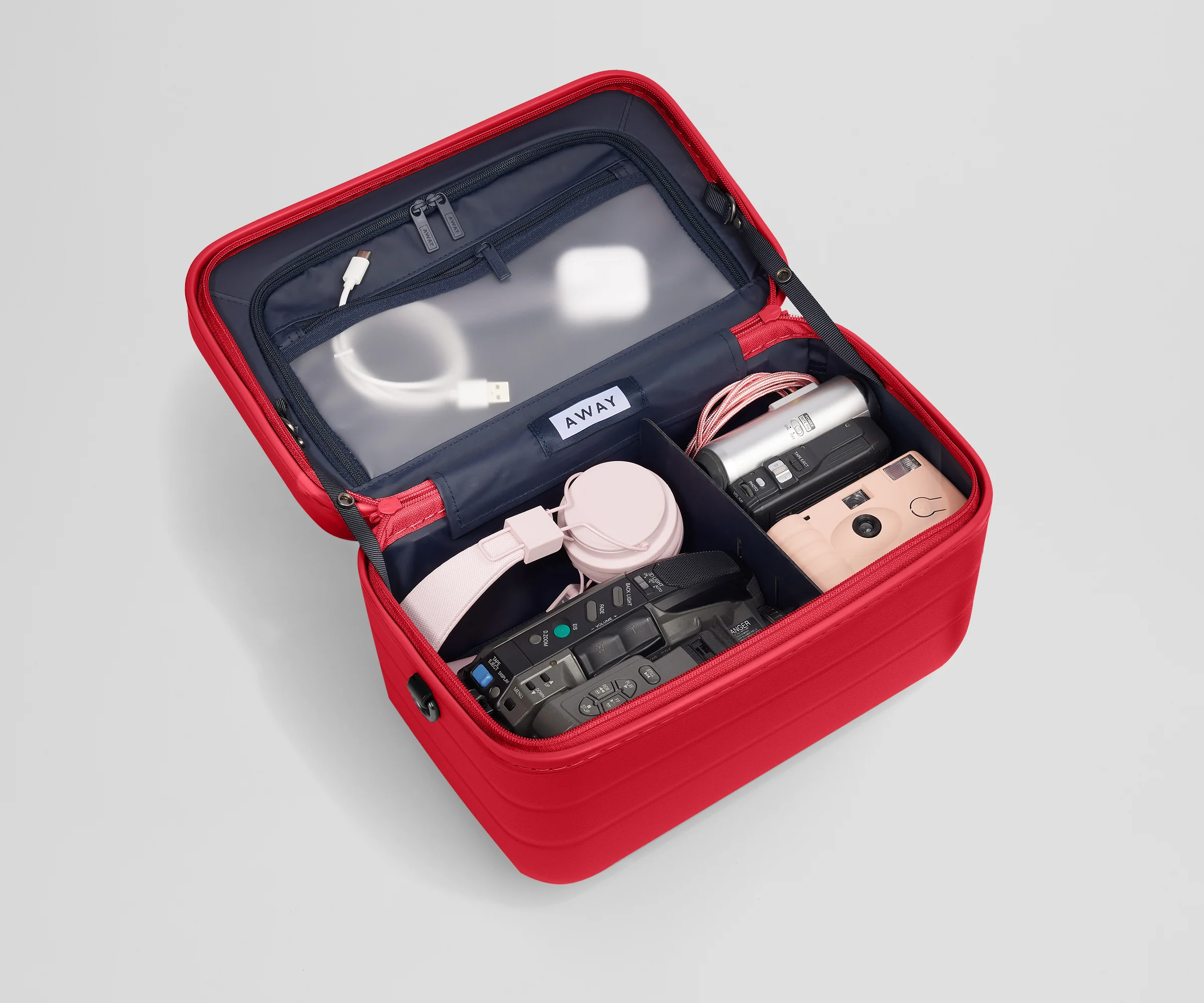The Train Case in Cherry Red - Image 5