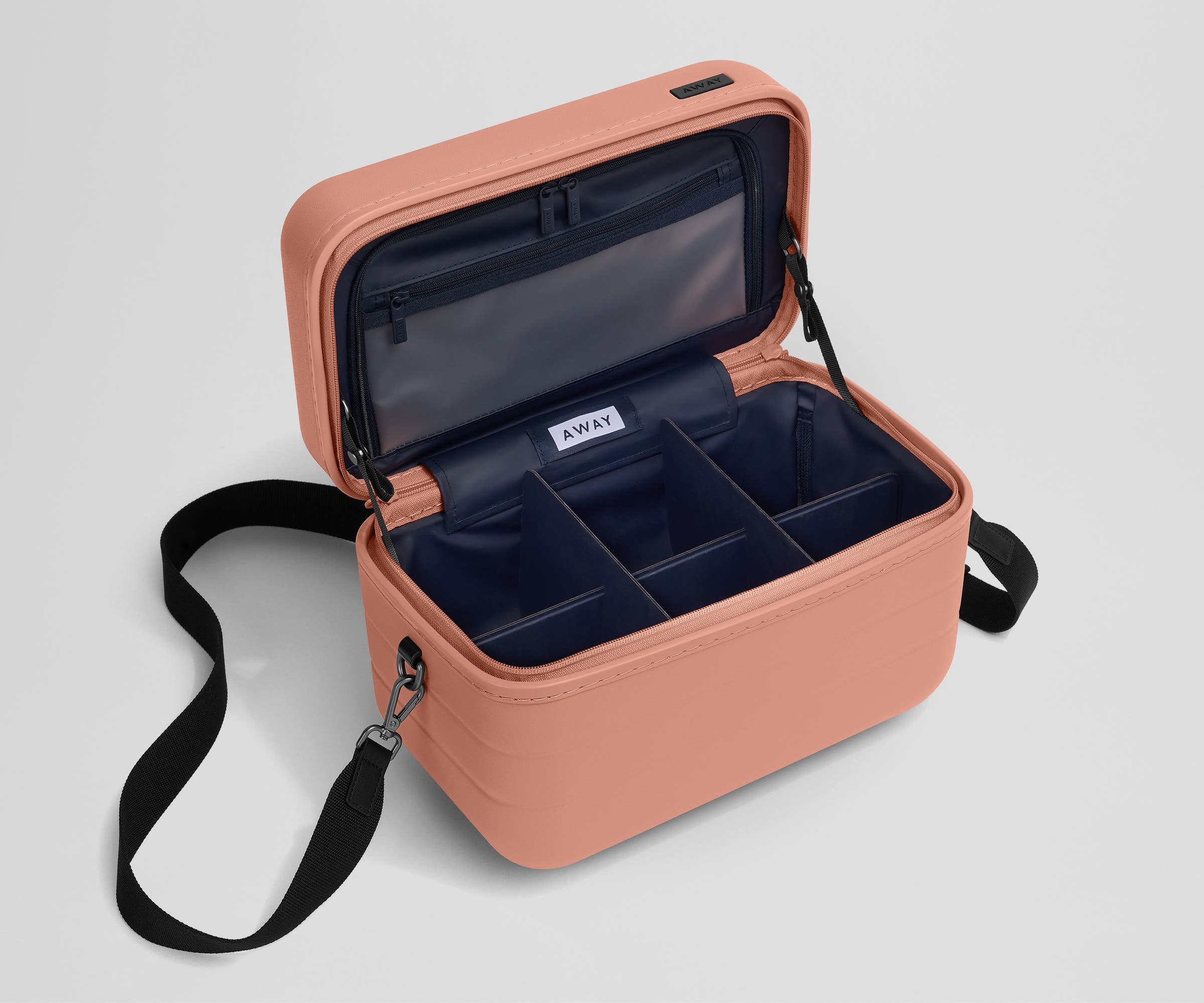 The Train Case in Clay Pink - Image 2